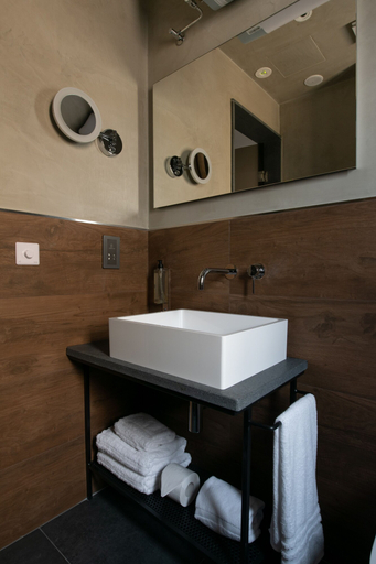 Bathroom 4, Marea Boutique Hotels
