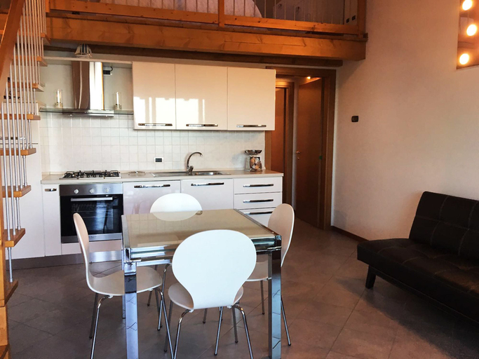 Others 5, Belvedere Apartment with Garden, Brescia