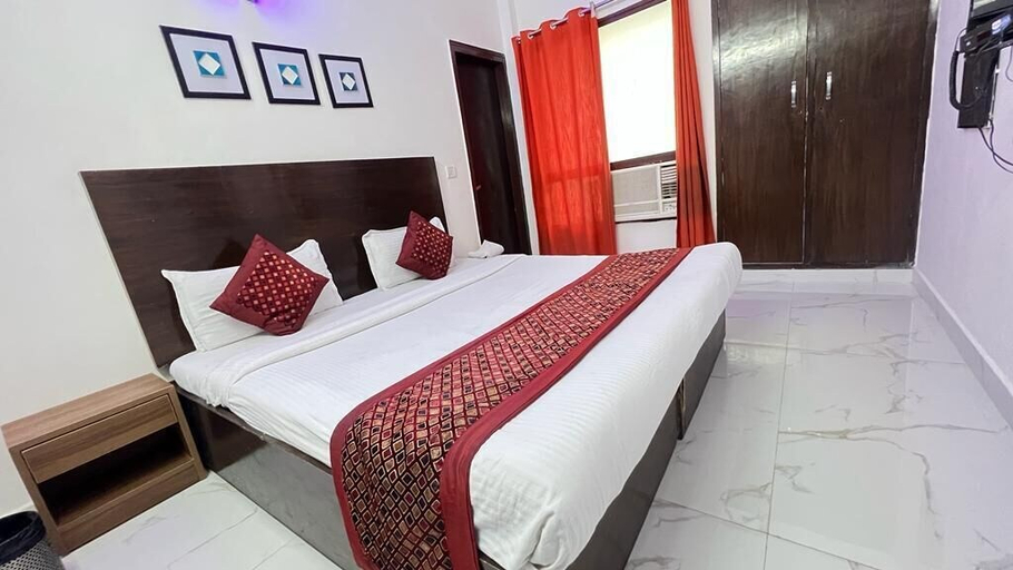 Bedroom 4, The Dream House, Delhi