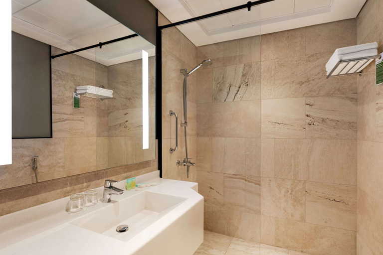 Bathroom 5, Ramada by Wyndham Dubai Barsha Heights, Dubai