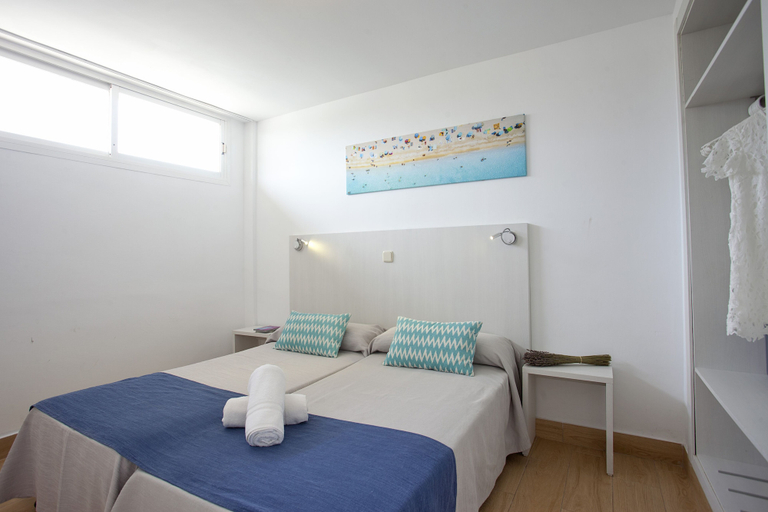 Bedroom 3, BJ Apartamentos Club Sa Coma, Baleares