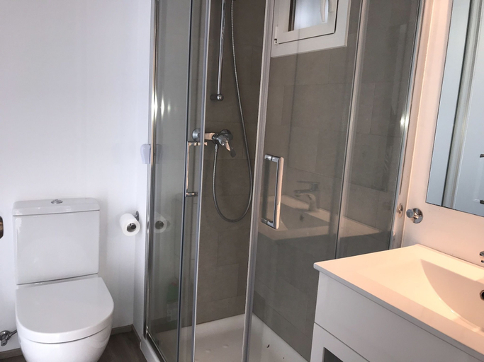 Bathroom 3, Apartamento Elypalace 15-2, Girona