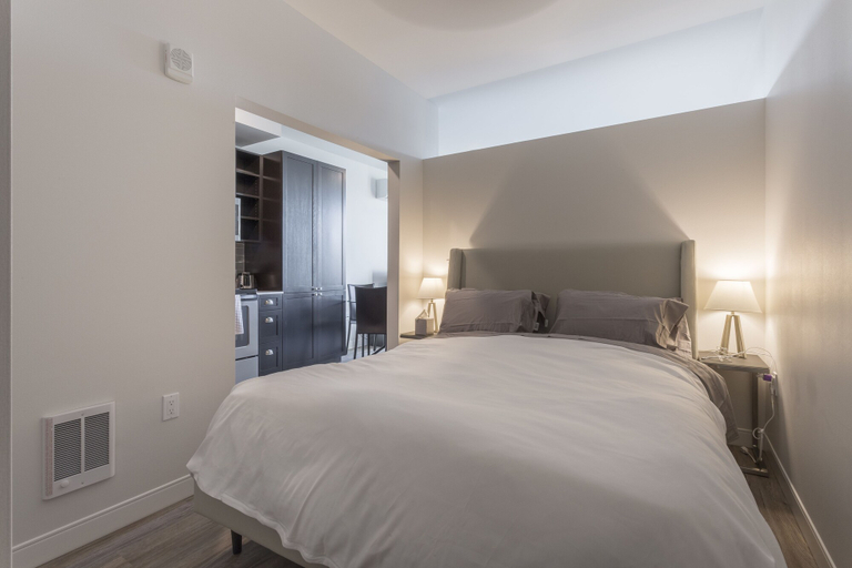 Bedroom 3, Domicile Suites at Cove, Seattle