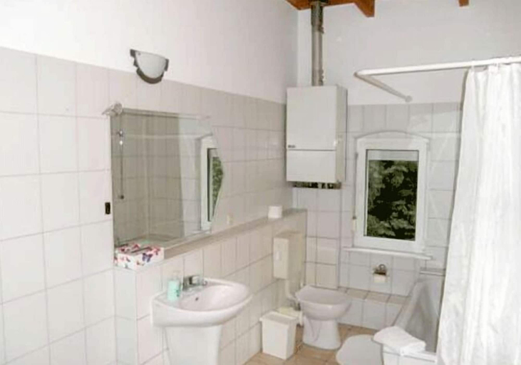 Bathroom 2, Apartment-FeWo Dresden-Briesnitz, Dresden