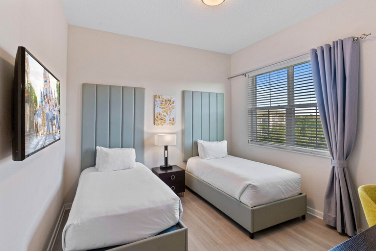Bedroom 3, 4012 Breakview Drive #410, Orange