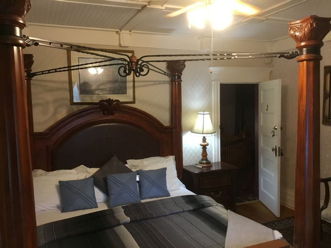 Bedroom 4, Marmora and Lake Inn, Hastings