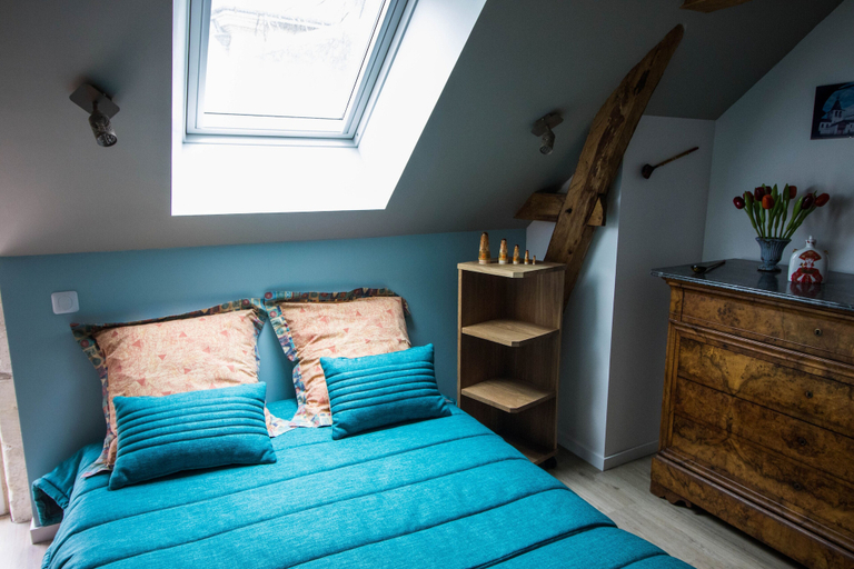 Bedroom 2, Les Voies Blanches, Indre-et-Loire