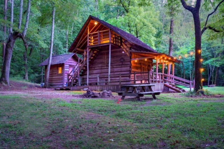 Others 5, Bean Creek Cabins, Montgomery