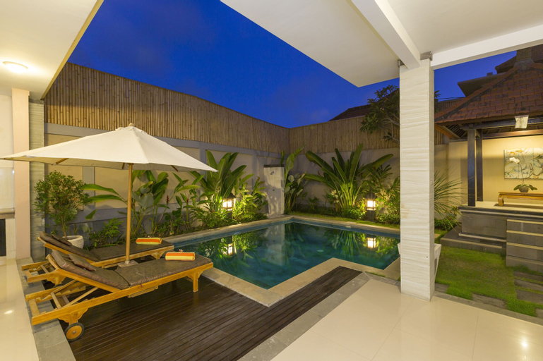 Swimming Pool 1
