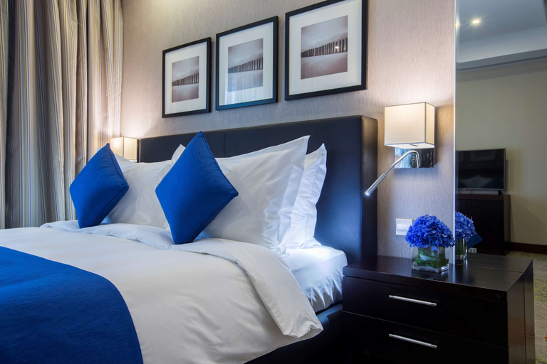 Bedroom 3, Radisson Blu Hotel, Jeddah Plaza, Jeddah