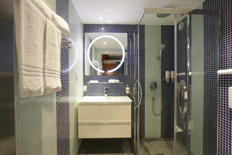 Bathroom 4, Chasse Boutique Hotel, Amsterdam