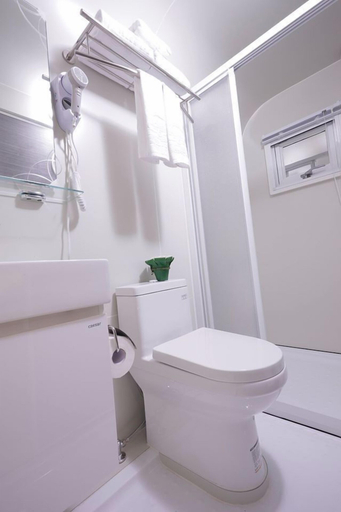 Bathroom 3, K-1 Hotel, Changhua