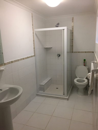 Bathroom 4, The WhiteHouse B&B, eThekwini
