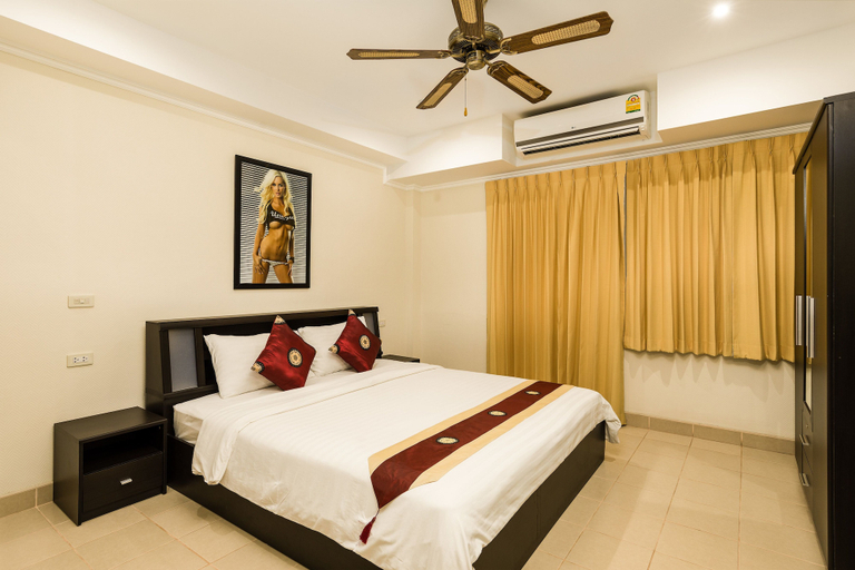 Bedroom 3, The Classroom Hotel, Pattaya