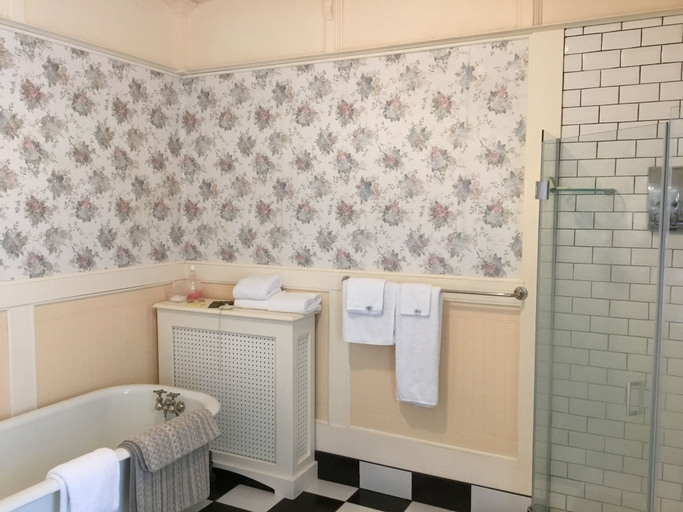 Bedroom 9