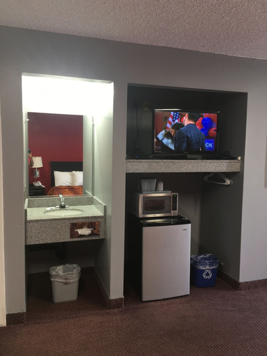 Bedroom 4, Haven Inn and Suites, Atlantic