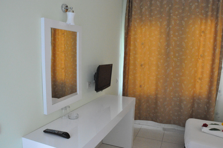 Bathroom 3, Miranda Moral Beach Hotel, Kemer