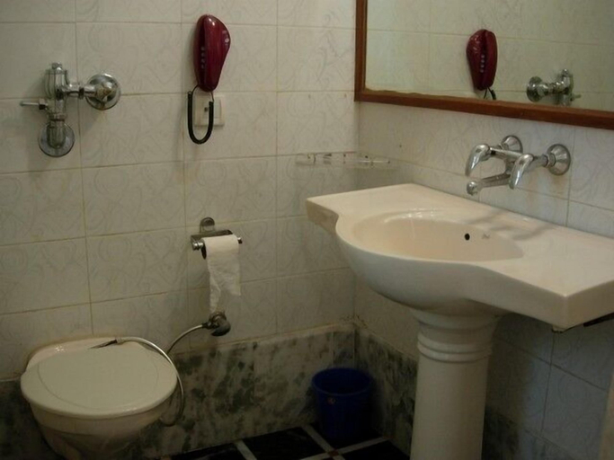 Bathroom, Ananda Krishna Van, Mathura