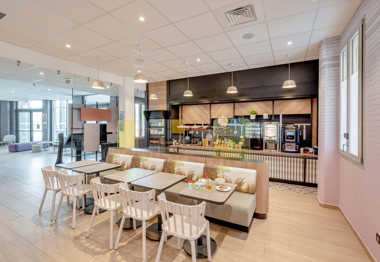 Food & Drinks 5, B&B HOTEL Toulon Centre Gare, Var