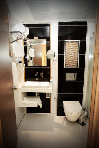 Bathroom 5, Edis Premier Hotel, Yüreğir