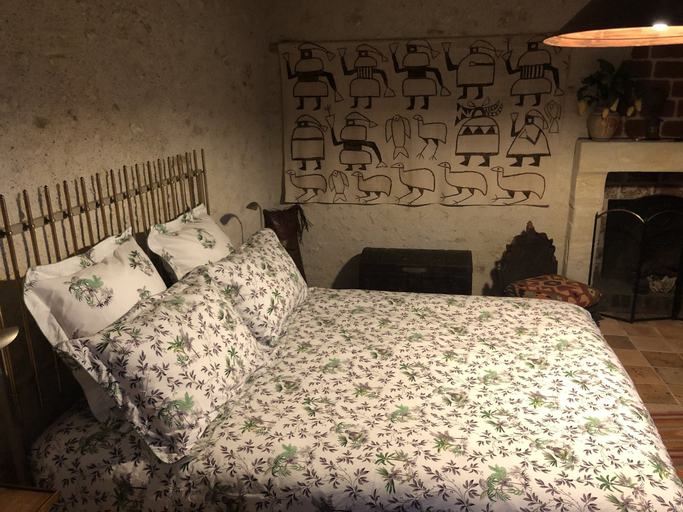 Bedroom 3, Les Voies Blanches, Indre-et-Loire