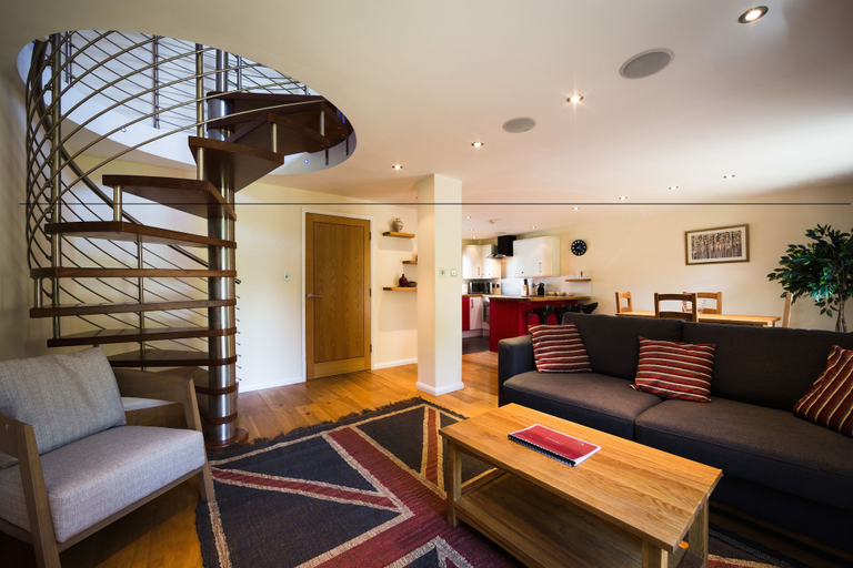 Others 5, Ashbrook Lets, Oxfordshire