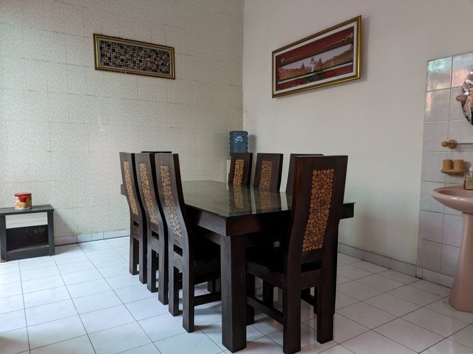 Others 4, Guest House Omah Waris, Sleman