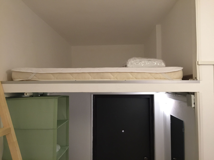 Others 4, Studio apartment on 12 Liniya, Sankt-Peterburg gorsovet