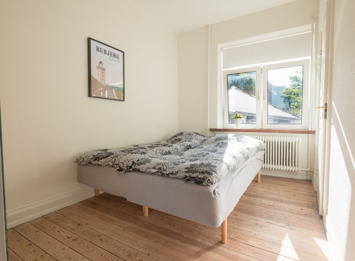Bedroom 3, Spacious 2-bed Apartment in Aalborg, Aalborg