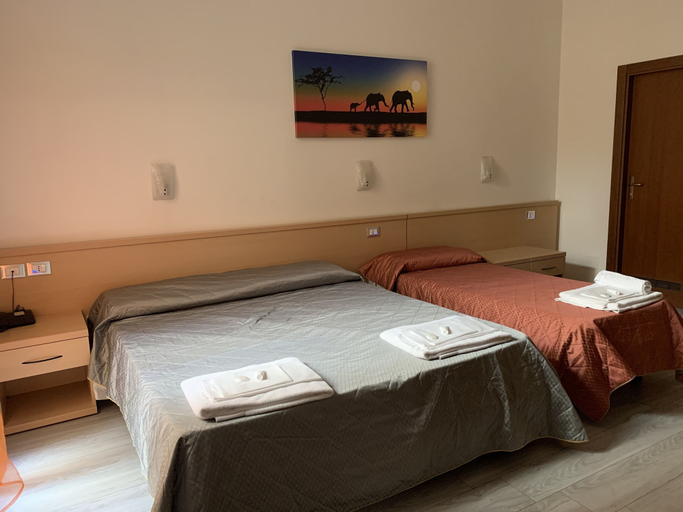 Bedroom 3, Albergo San Vitale, Bologna