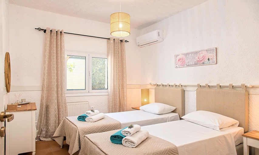 Bedroom 4, Cretan Lodge Private Heated Pool, Crete