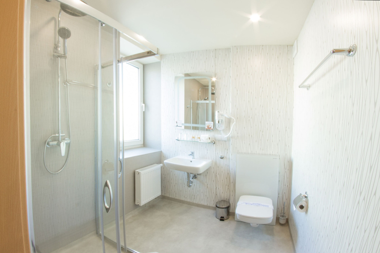 Bathroom 3, Hotel Diament Zabrze, Zabrze