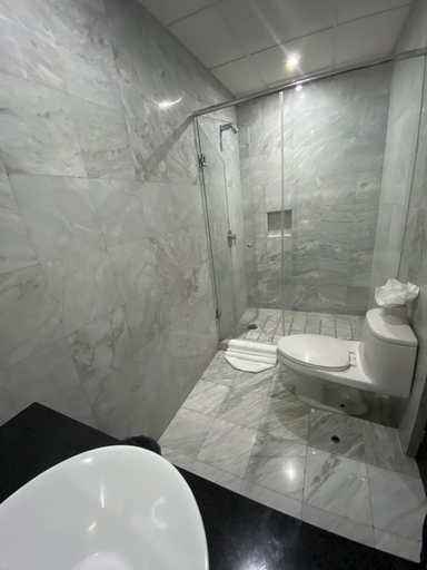 Bathroom 4, Suites Ganges, Mexico City