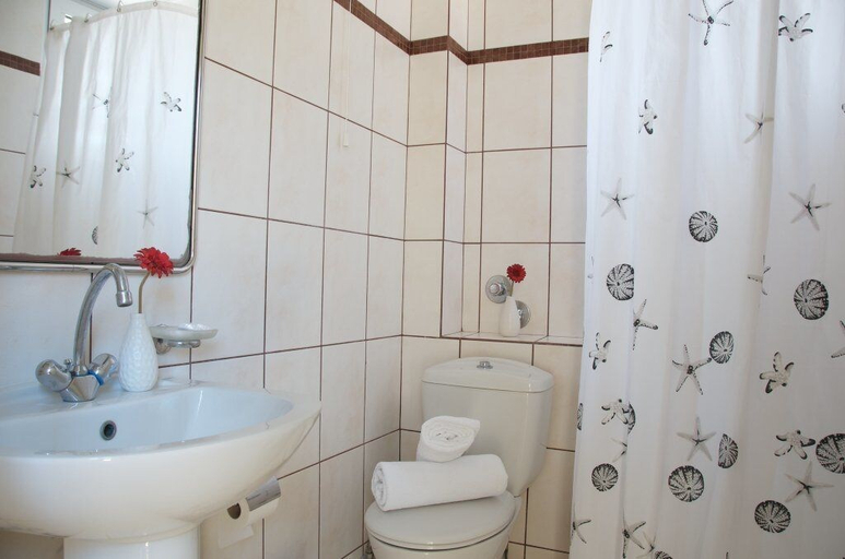 Bathroom 5, Hotel Karthea, South Aegean