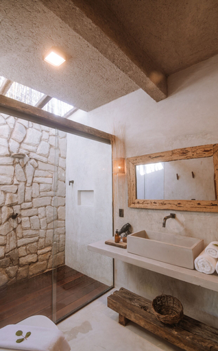 Bathroom 5, Zai Patacho, Porto de Pedras