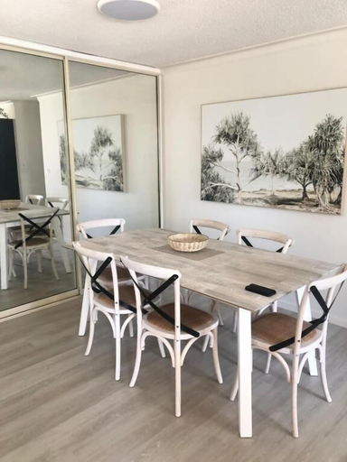 Dining Room 10