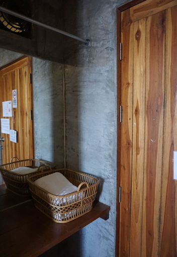 Bathroom 4, K-1 Modern Art Hotel, Muang Nan