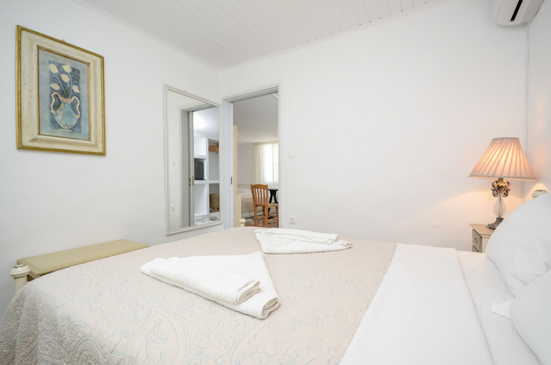 Bedroom 3, Naxos Center Houses, South Aegean