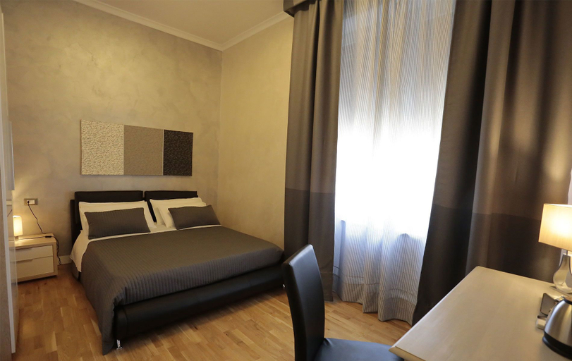 Bedroom 2, Attico Volta B&B, Foggia