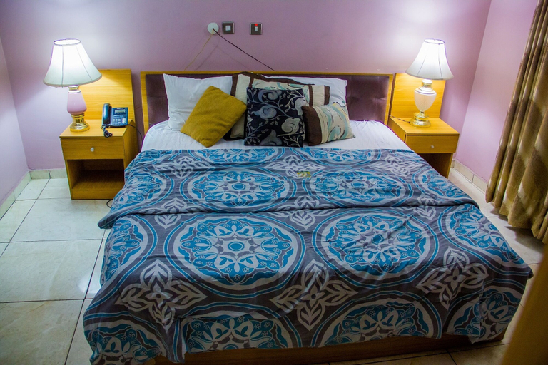 Bedroom 3, Hotel Bel-Ami, Surulere