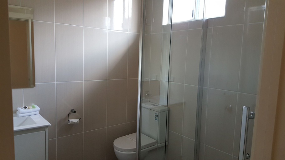 Bathroom 3, Dandenong Motel, Gr. Dandenong - Dandenong