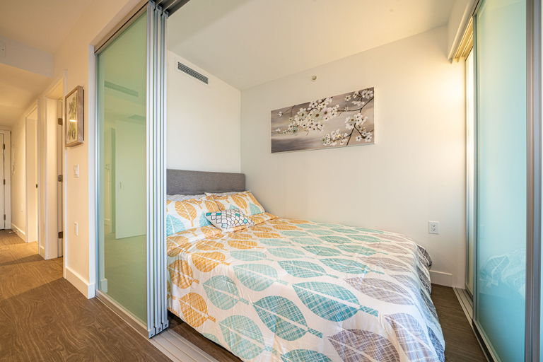 Bedroom 3, Charming Oasis Close to Airport & Downtown, Greater Vancouver