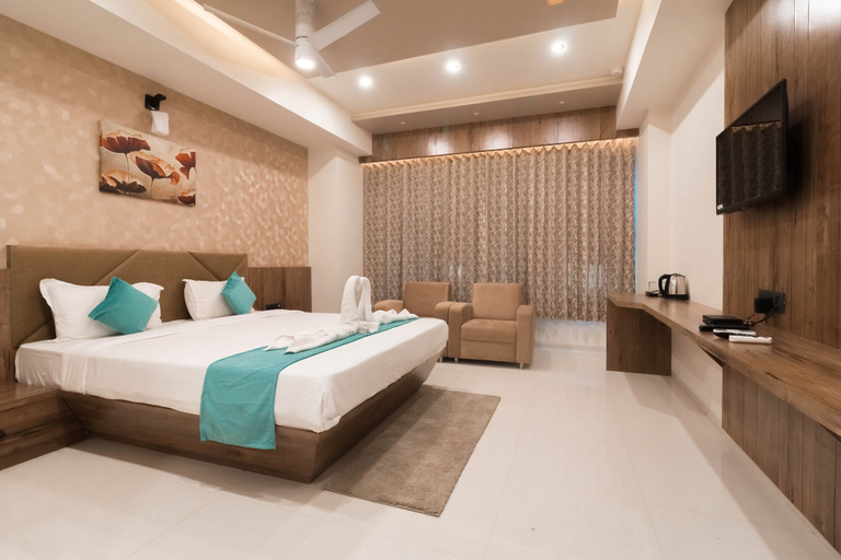 Bedroom 3, Hotel Green City, Gandhinagar