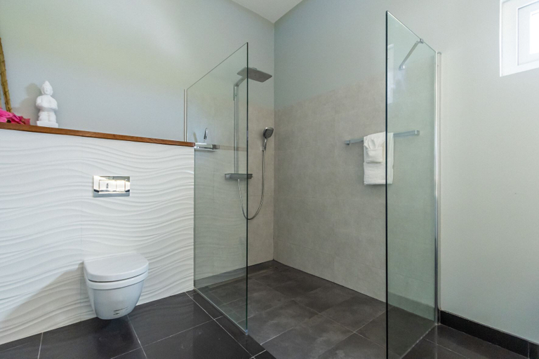 Bathroom 3, Caya di Bista Bunita 6