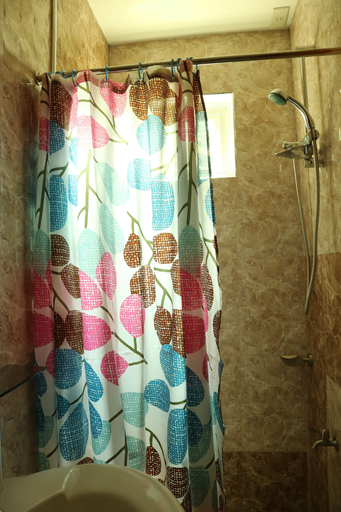 Bathroom 4, EA Apartelle - Metro Vigan - Hostel, San Vicente