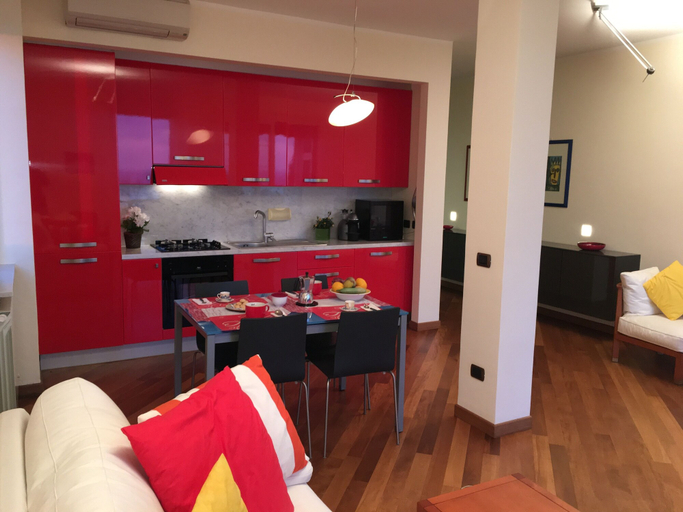Living area 5, House Rouge, Genova