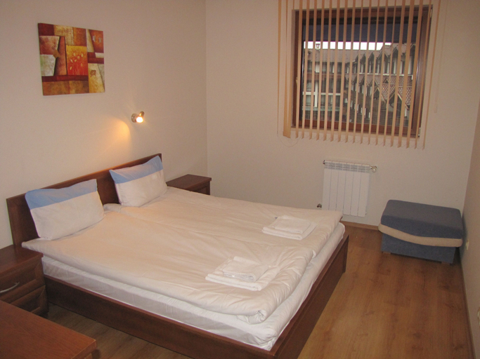 Bedroom 4, Edelweiss Inn Aparthotel, Bansko