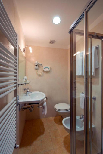 Bathroom 4, La Meridiana, Sondrio
