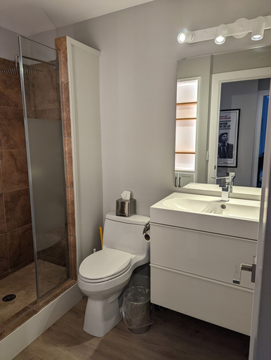 Bathroom 4, Seattle Vacation Home - The Newsroom, Seattle