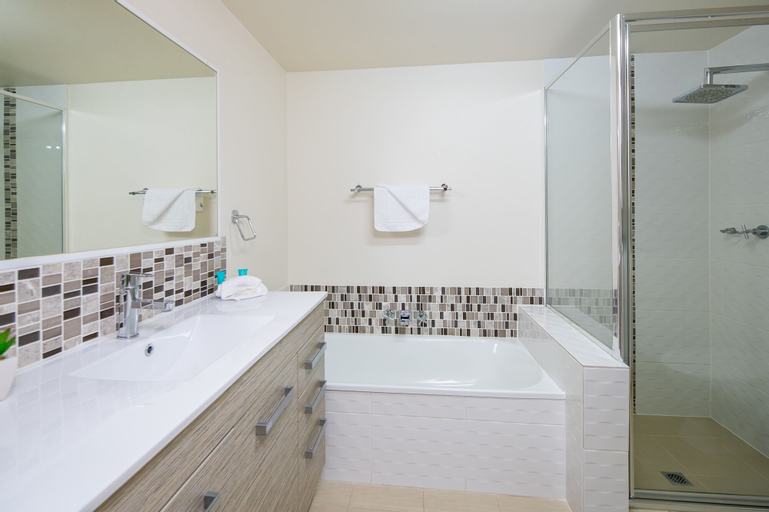 Bedroom 4, Bay Lodge Apartments, Gold Coast